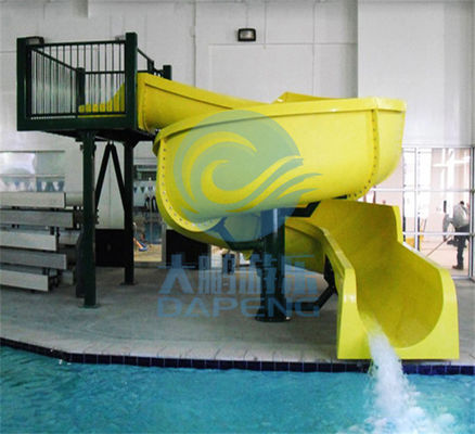 حمام سباحة أصفر مفتوح لولبي منزلق 2.2 متر عالي الألياف الزجاجية حسب الطلب