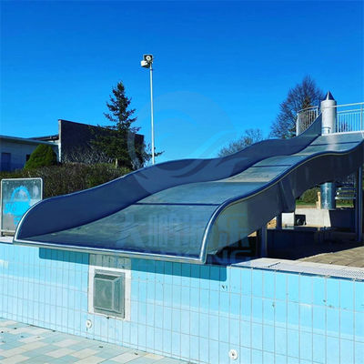 حمام سباحة من الفولاذ المقاوم للصدأ منزلق ماء 2.0 متر ارتفاع مضاد للأكسدة للعائلة