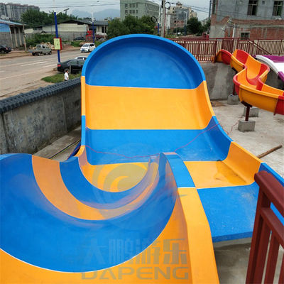 سعر جيد الشريحة المائية الصغيرة Boomerang Water Slide Children Fiberglass Swimming Pool Slide الانترنت