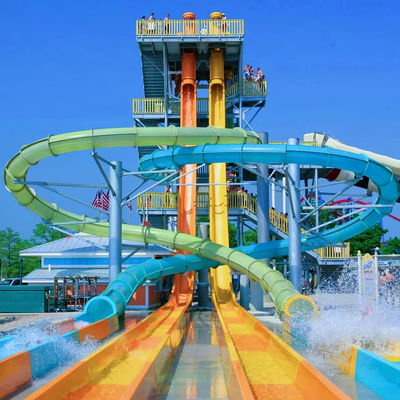 سعر جيد Customized Colorful Fiberglass Water Park Slide Ending with Pool for Resort Hotels الانترنت