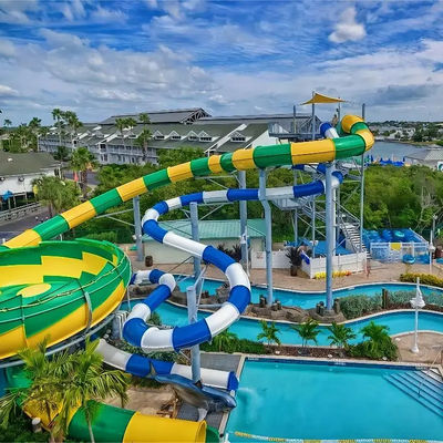 سعر جيد Customized Colorful Fiberglass Water Park Slide for Resort Hotels Ending with Pool الانترنت