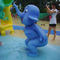 الأطفال يلعبون بركة المياه رذاذ الفيل الصغير ، الألياف الزجاجية الدائمة الحيوان - الأزرق