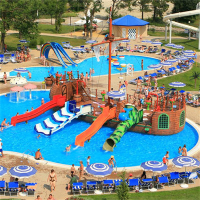 المنتزه المائي المشهور للأطفال ملاعب المياه القرصنة المسبح المنزلق مع المربعات