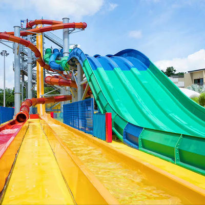 سعر جيد Customized Size Outdoor Water Park Slide with 6-8mm Thickness Fiberglass and Over 10 Years Service Life الانترنت